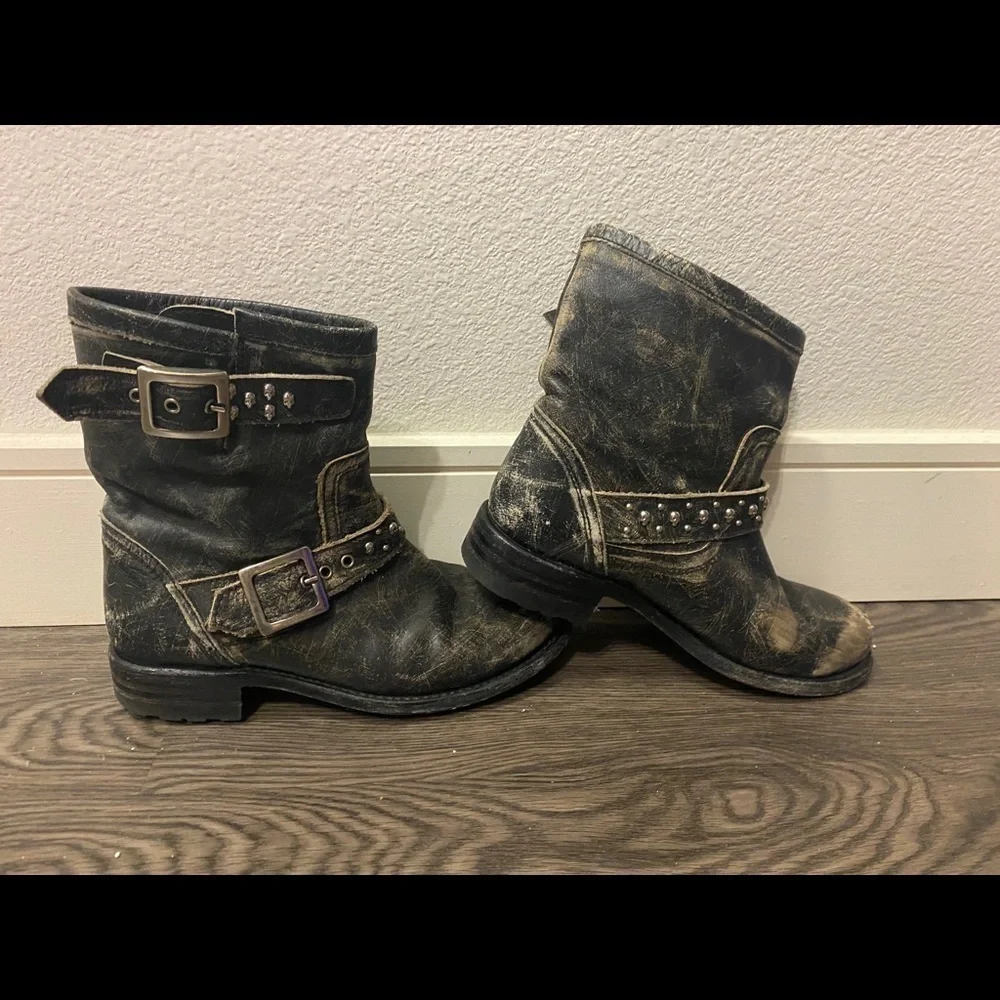Women’s Sendra mid strap Biker Boots size 28 perfect shape​​​​​​​​​​ - Picture 2 of 5